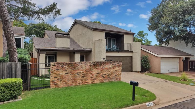 1612 Hawthorne Drive, Arlington TX 76012 - Photo 39