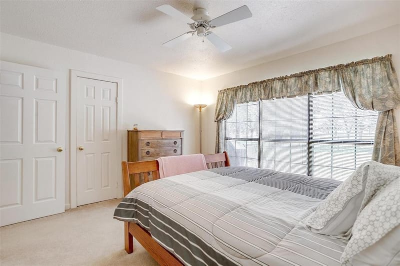 8621 Ravenswood Road, Granbury TX 76049 - Photo 33