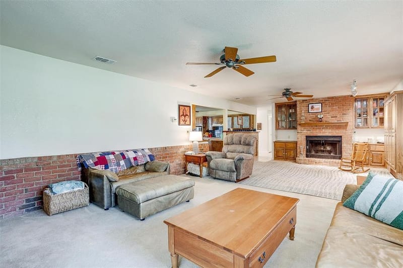 8621 Ravenswood Road, Granbury TX 76049 - Photo 14