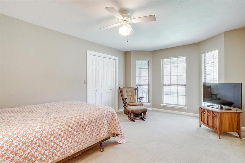 8621 Ravenswood Road, Granbury TX 76049 - Photo 35