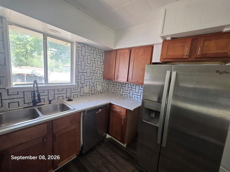 2001 Washington Street, Commerce TX 75428 - Photo 3