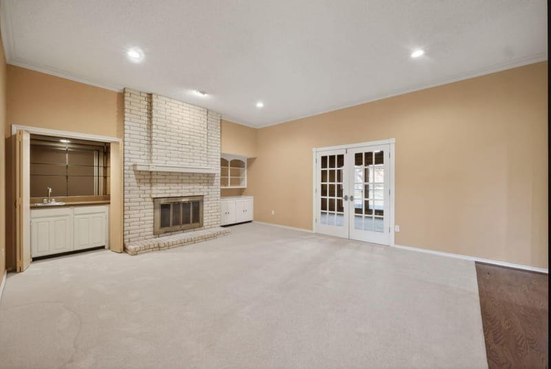1800 High Vista Court, Fort Worth TX 76112 - Photo 7