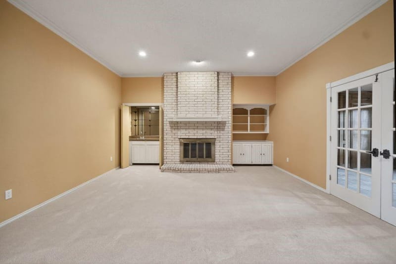1800 High Vista Court, Fort Worth TX 76112 - Photo 8