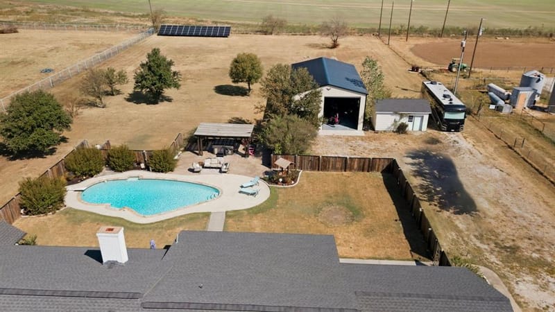 20185 Willow Glade Circle, Pilot Point TX 76258 - Photo 35