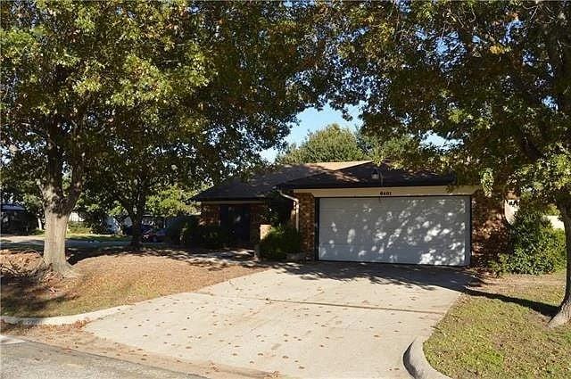 6401 Pilgrim Lane, Arlington TX 76002 - Photo 5