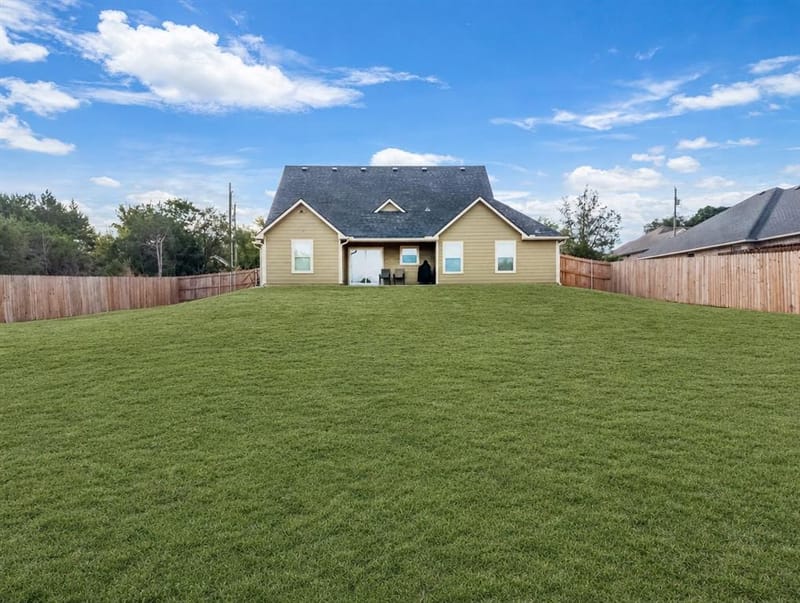2412 Christine Drive, Granbury TX 76048 - Photo 26