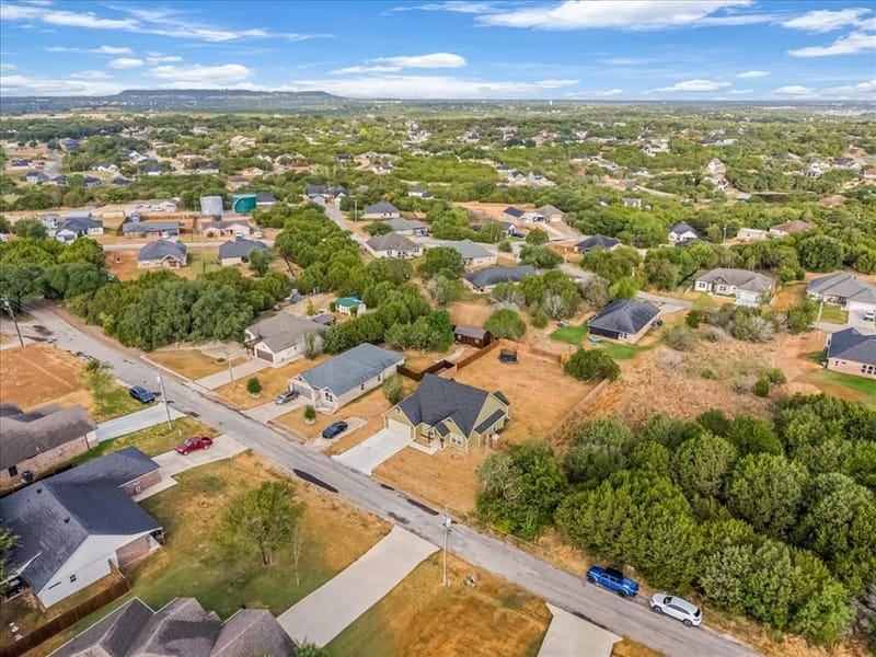 2412 Christine Drive, Granbury TX 76048 - Photo 32