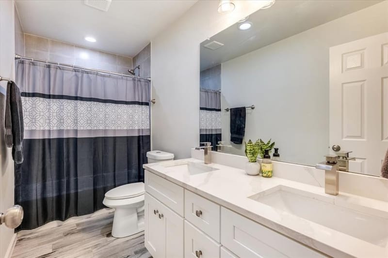 2412 Christine Drive, Granbury TX 76048 - Photo 14