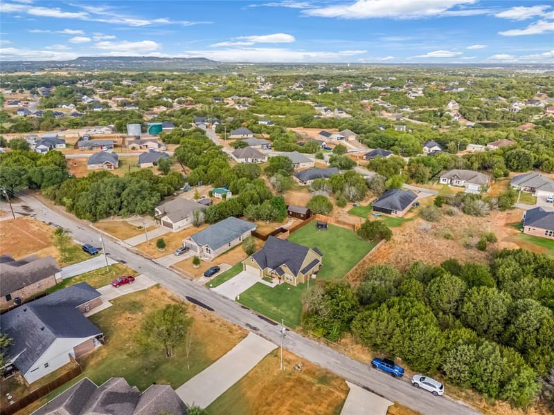2412 Christine Drive, Granbury TX 76048 - Photo 29