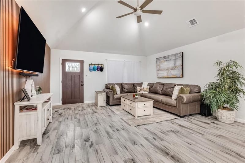 2412 Christine Drive, Granbury TX 76048 - Photo 4