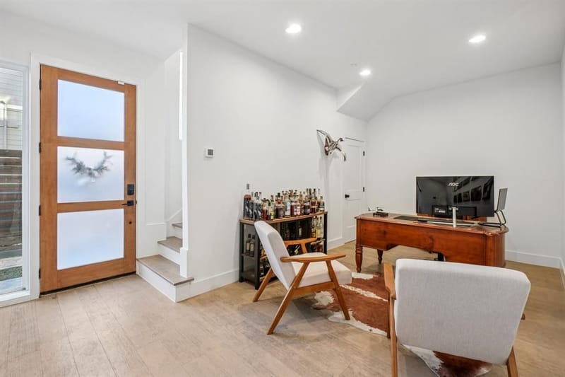 145 N Henderson Avenue # 102, Dallas TX 75214 - Photo 4