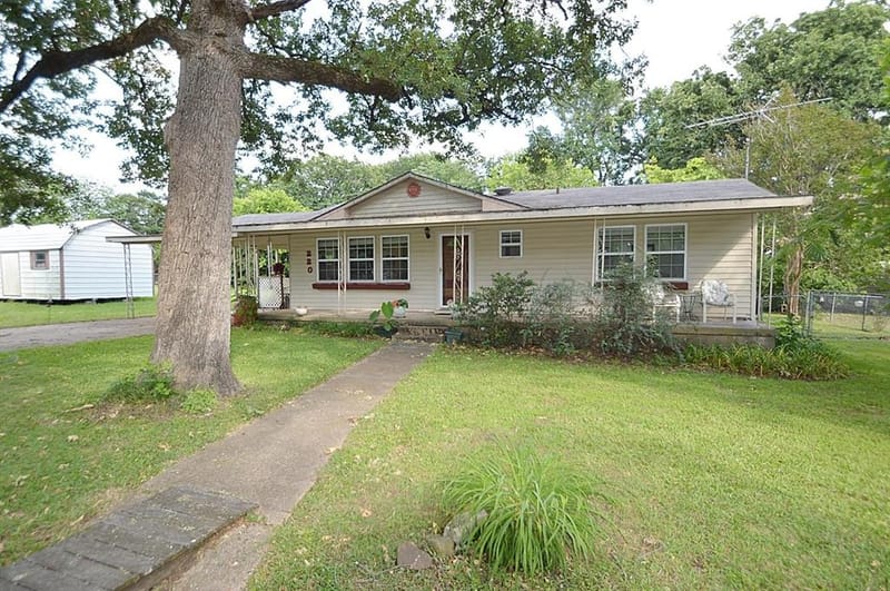 220 Littlefield Drive, East Tawakoni TX 75472 - Photo 3