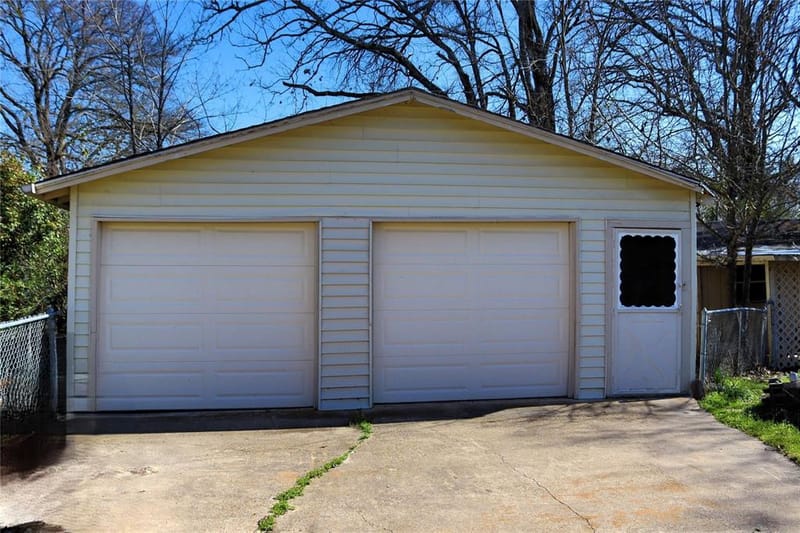 220 Littlefield Drive, East Tawakoni TX 75472 - Photo 11