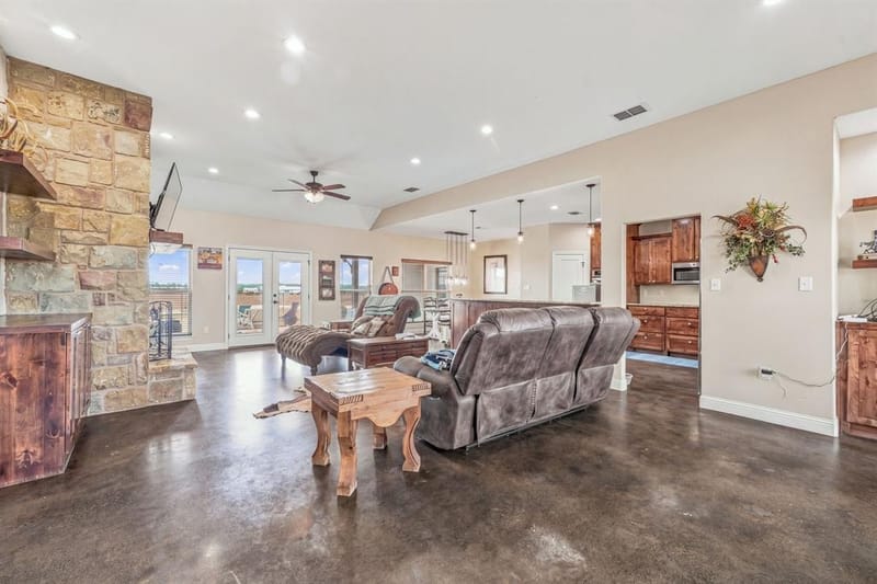265 Private Road 1728, Stephenville TX 76401 - Photo 5