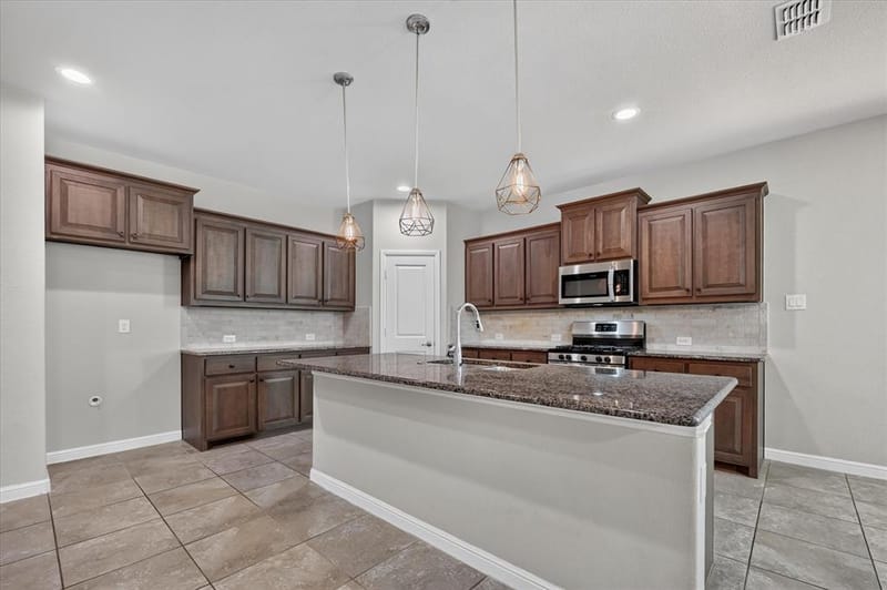 2508 Clay Creek Lane, Fort Worth TX 76177 - Photo 5