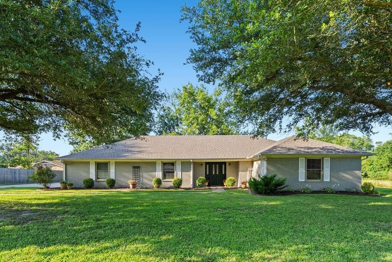 1620 College St Street, Sulphur Springs TX 75482 - Photo 2