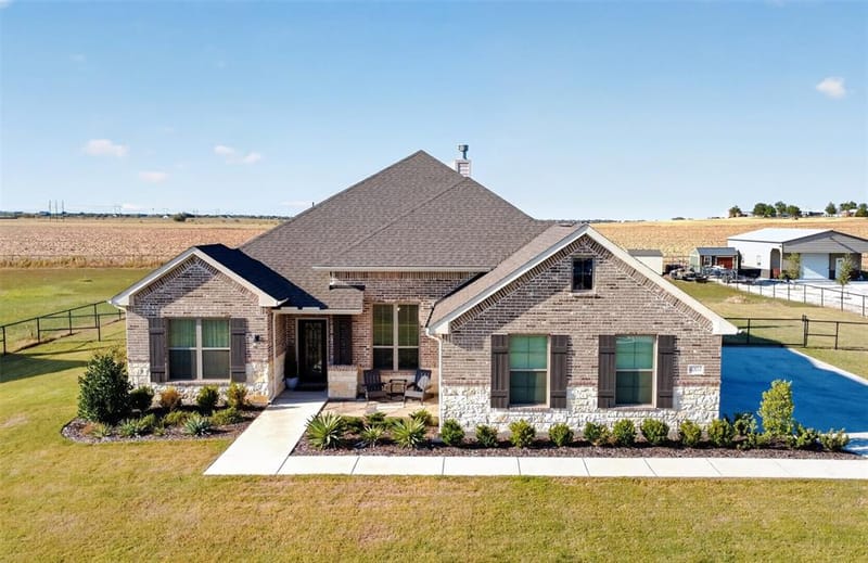 4004 Sanger Meadow Drive, Sanger TX 76266 - Photo 2