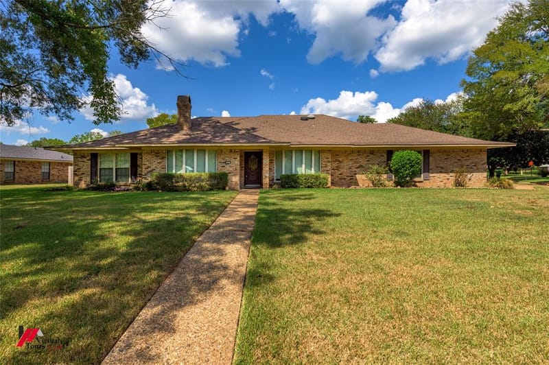 5407 Coach Road, Bossier City LA 71111