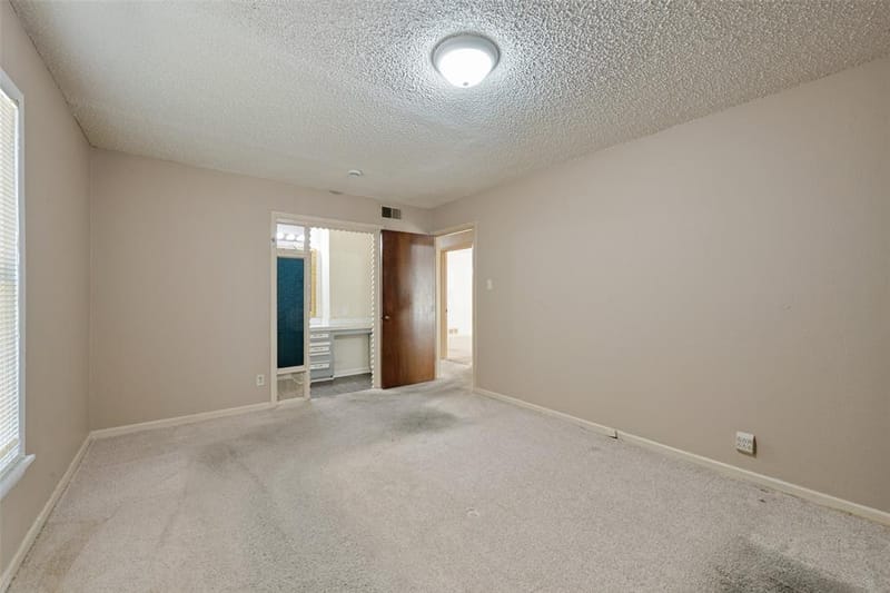 825 Glenda Drive, Bedford TX 76022 - Photo 15
