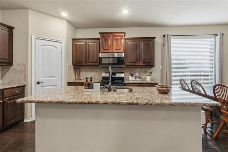 1713 Falling Star Drive, Fort Worth TX 76052 - Photo 23