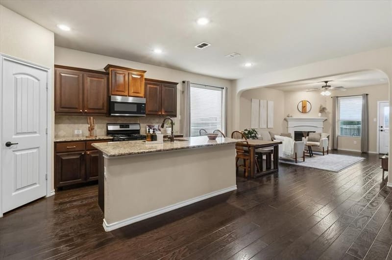 1713 Falling Star Drive, Fort Worth TX 76052 - Photo 22
