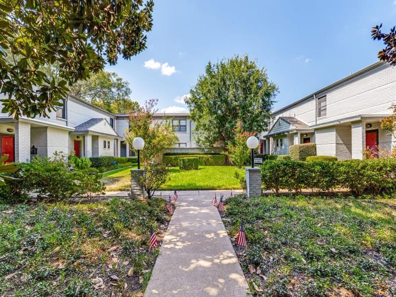5019 N Hall Street # 5019, Dallas TX 75235 - Photo 10