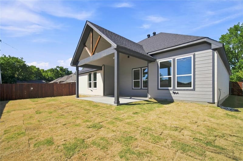 1606 Avenue C, Grand Prairie TX 75051 - Photo 24