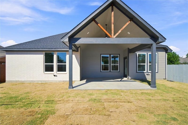 1606 Avenue C, Grand Prairie TX 75051 - Photo 25