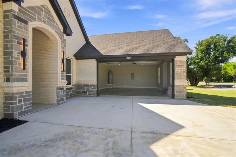 1606 Avenue C, Grand Prairie TX 75051 - Photo 21