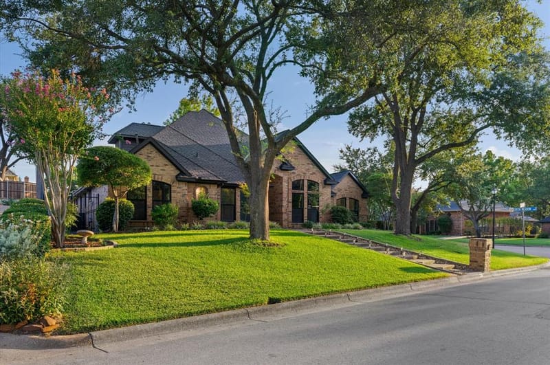 501 Green Meadow Street N, Colleyville TX 76034 - Photo 36