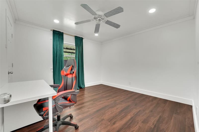 7500 Castillo Road, Fort Worth TX 76112 - Photo 16