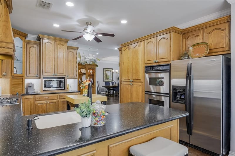 818 Amherst Drive, Waxahachie TX 75165 - Photo 14