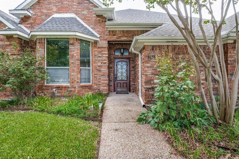 252 Plantation Drive, Coppell TX 75019 - Photo 3