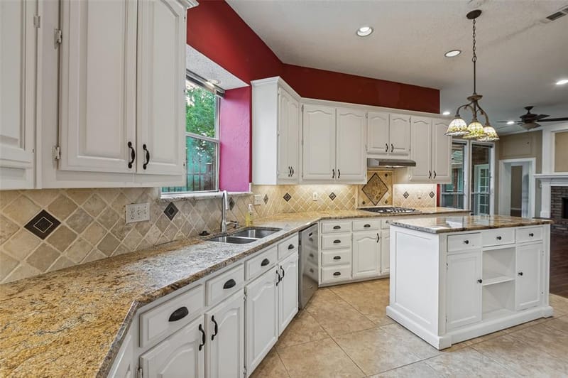 252 Plantation Drive, Coppell TX 75019 - Photo 10