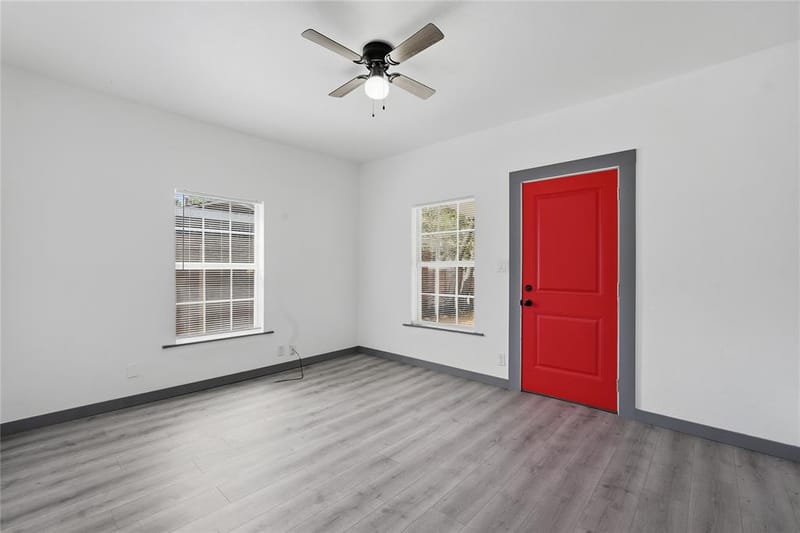 1118 Oxford Street, River Oaks TX 76114 - Photo 3