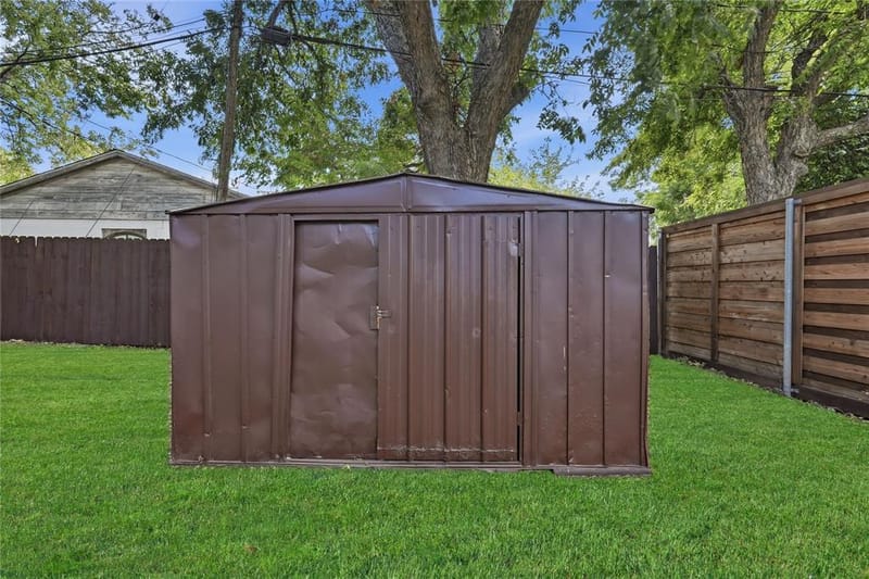 1118 Oxford Street, River Oaks TX 76114 - Photo 15