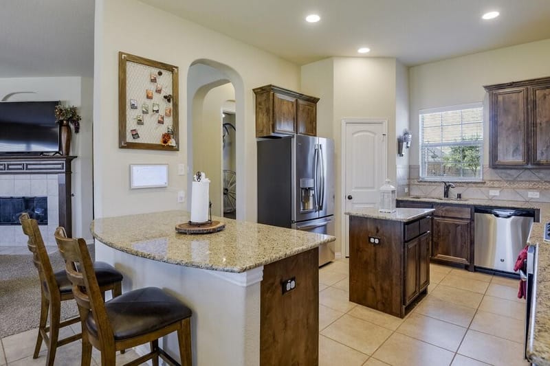 115 Traveller Street, Waxahachie TX 75165 - Photo 6