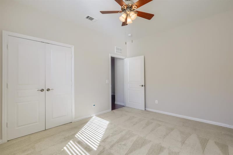 2501 Oyster Bay Drive, Frisco TX 75036 - Photo 16