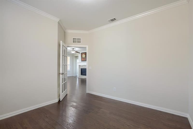 2501 Oyster Bay Drive, Frisco TX 75036 - Photo 11