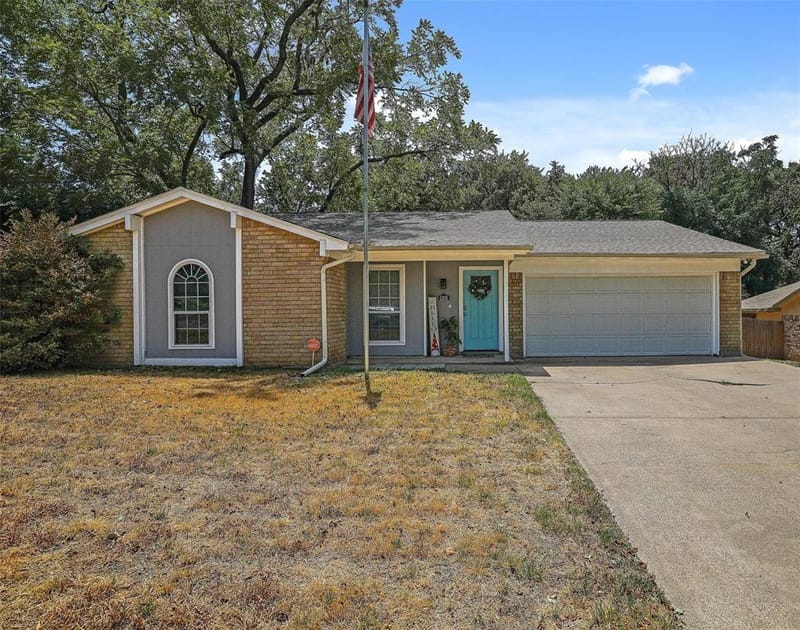 6306 Orchard Hill Drive, Arlington TX 76016