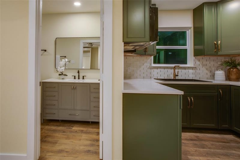 920 Bison Trail, Dallas TX 75208 - Photo 33