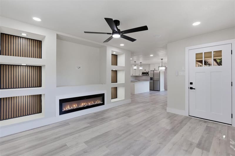 905 N Wood Street, Cleburne TX 76033 - Photo 4