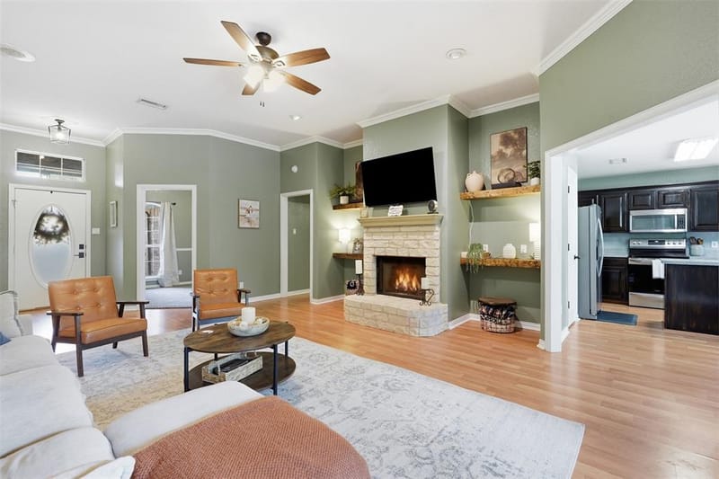 802 Justin Court, Keene TX 76059 - Photo 6
