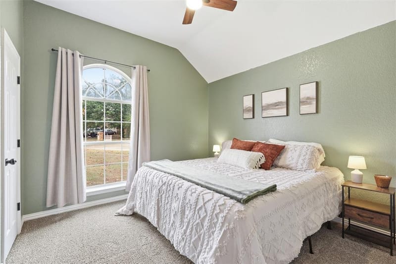 802 Justin Court, Keene TX 76059 - Photo 18