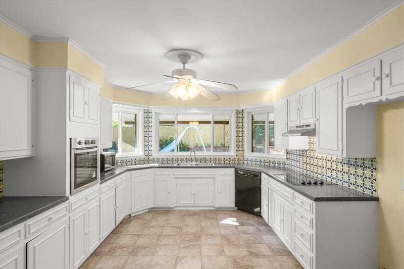 2813 Rockbridge Road, Tyler TX 75701 - Photo 9