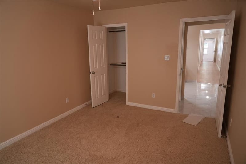 2313 N Riverside Drive, Fort Worth TX 76111 - Photo 22