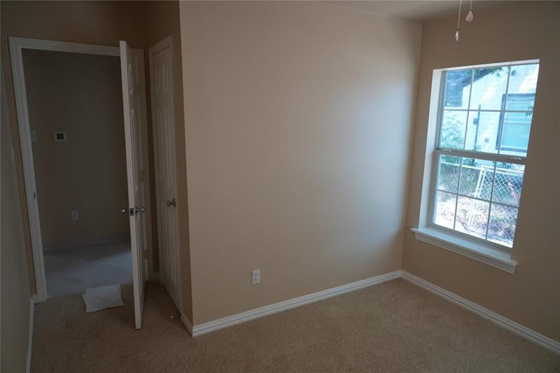 2313 N Riverside Drive, Fort Worth TX 76111 - Photo 28