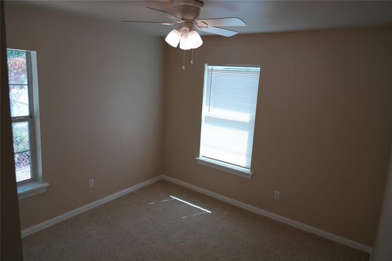 2313 N Riverside Drive, Fort Worth TX 76111 - Photo 30