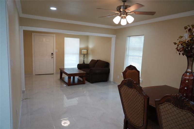 2313 N Riverside Drive, Fort Worth TX 76111 - Photo 10
