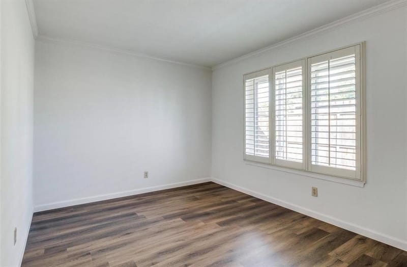 13853 Leinsper Green Street, Dallas TX 75240 - Photo 19